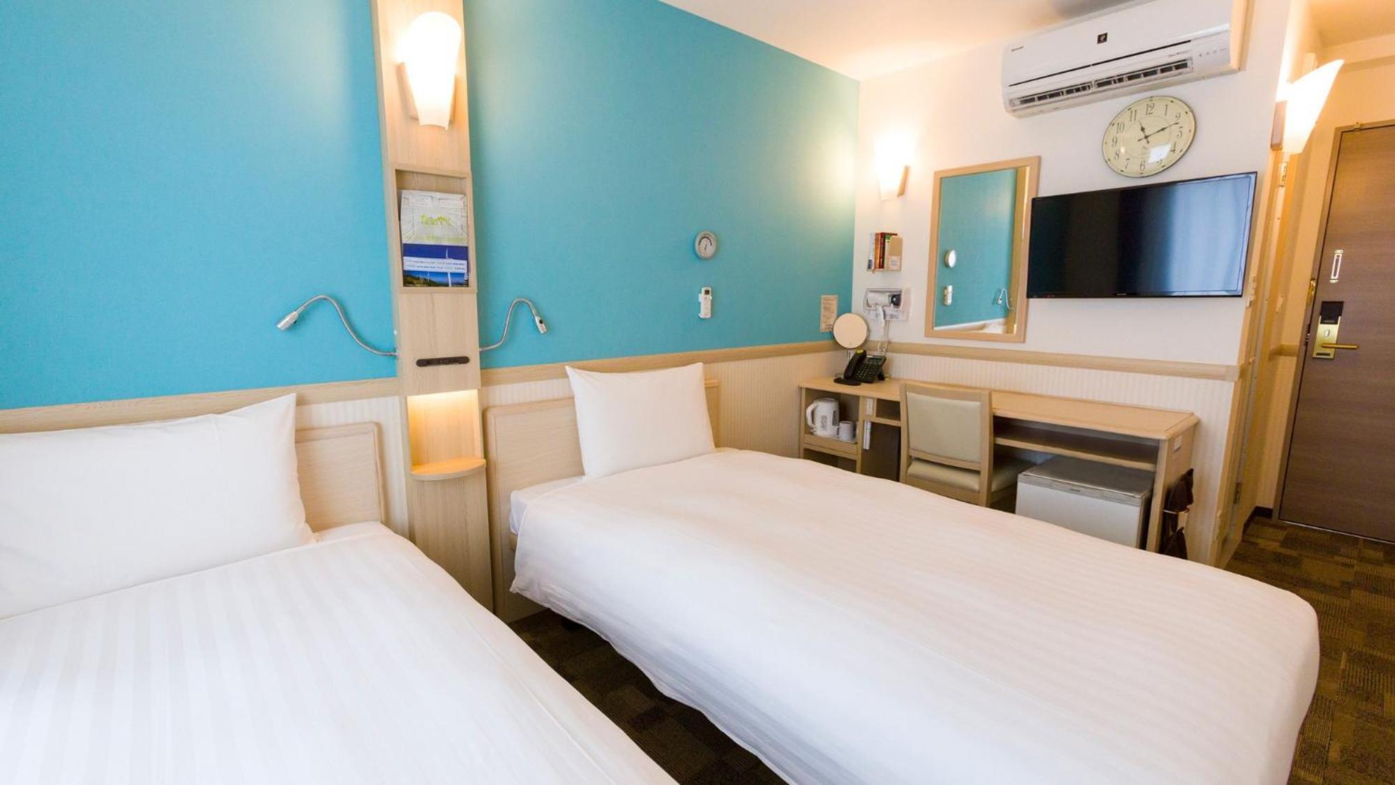 Toyoko Inn Iwakuni Eki Nishi Guchi חדר תמונה